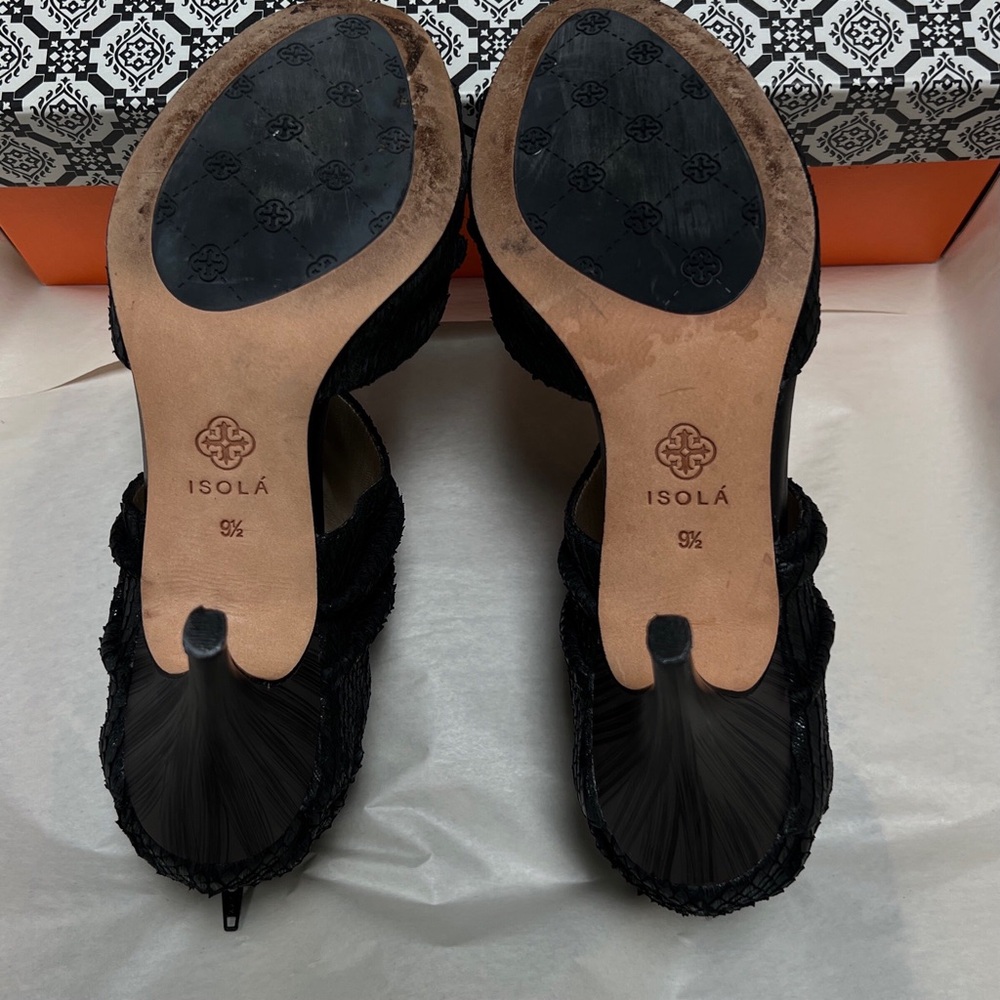 Isola Ruched Heals - Picture 9 of 10